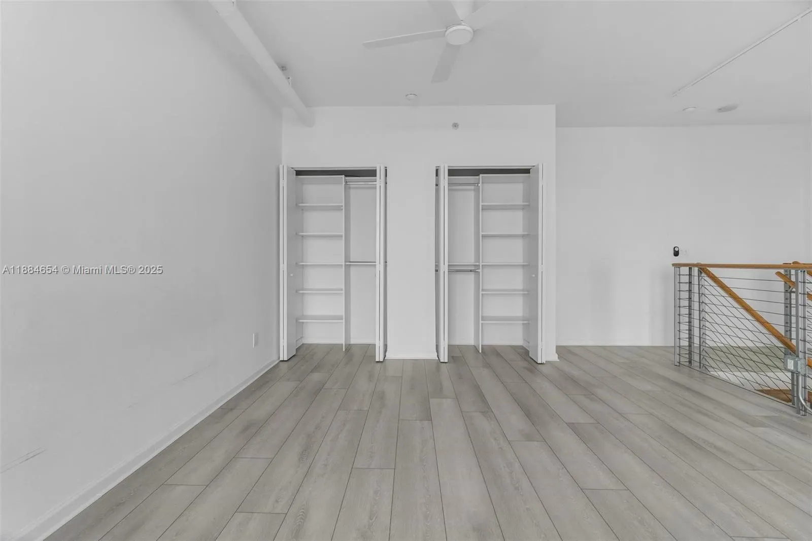 690 SW 1 CT, #PHII 19