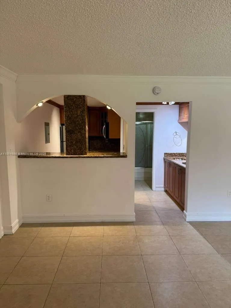 7000 NW 186th St, #4-129A