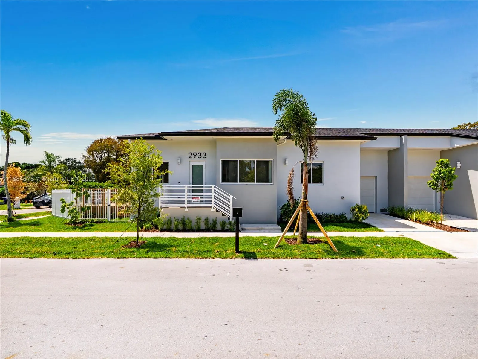 2931 SW 12th Ave, #1-2