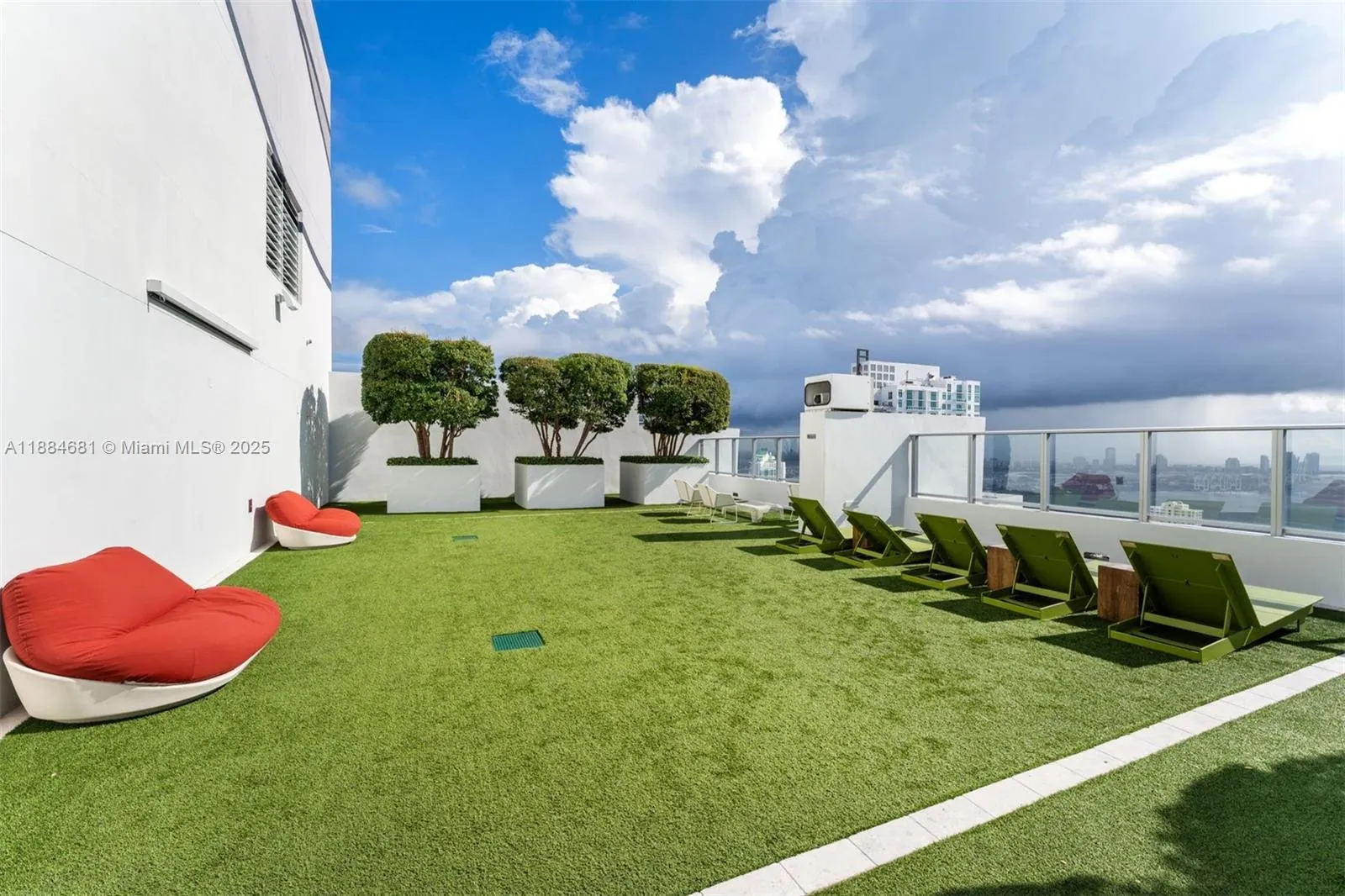 1010 Brickell Ave, #3004