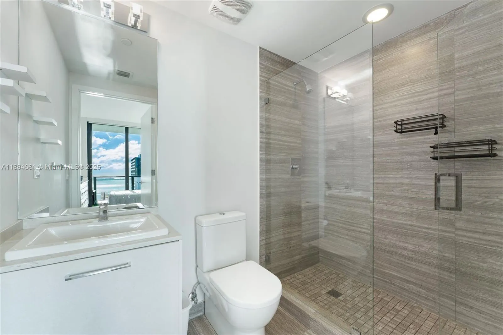 1010 Brickell Ave, #3004