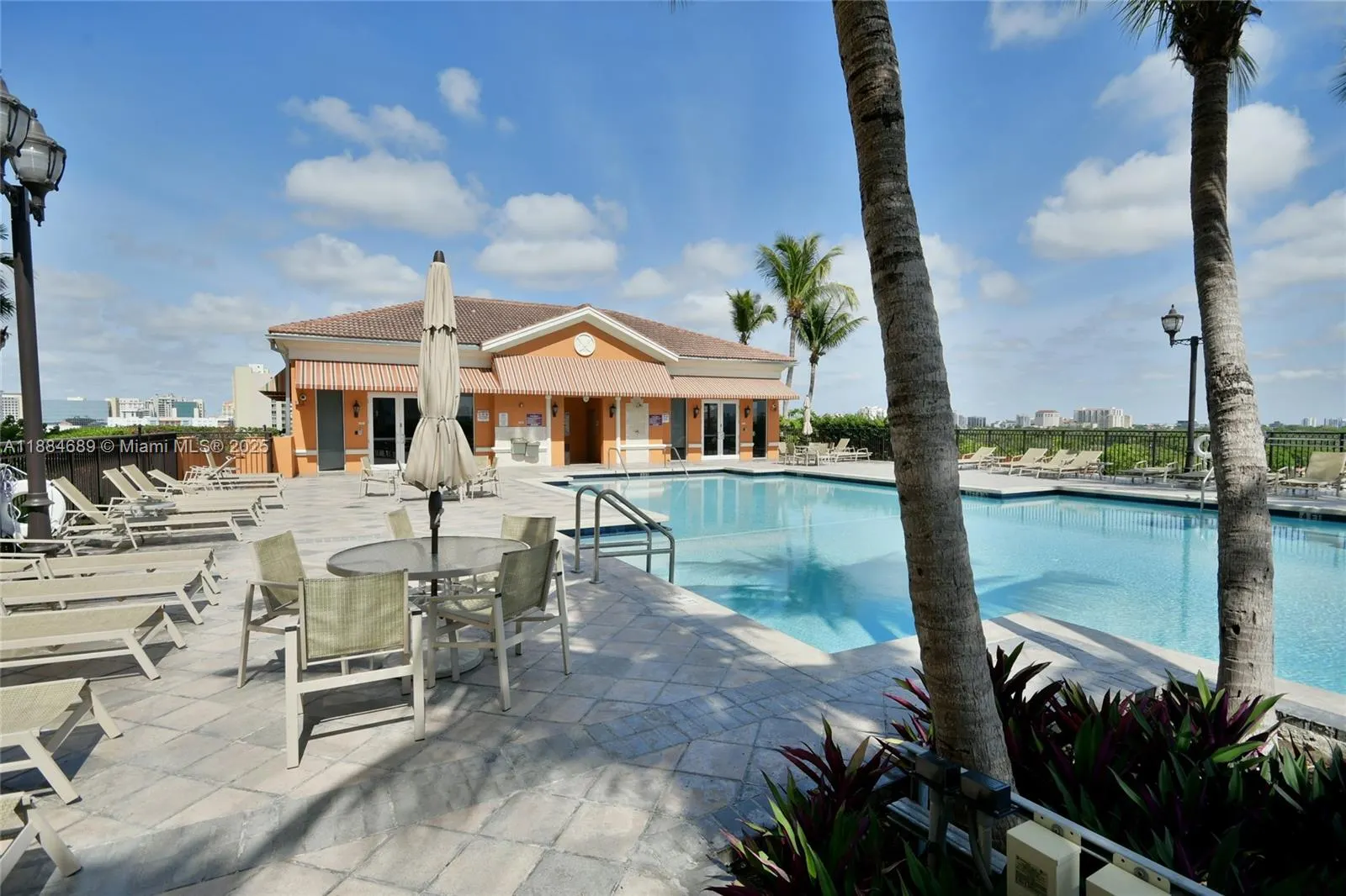 3232 SW 22nd Ter, #1502