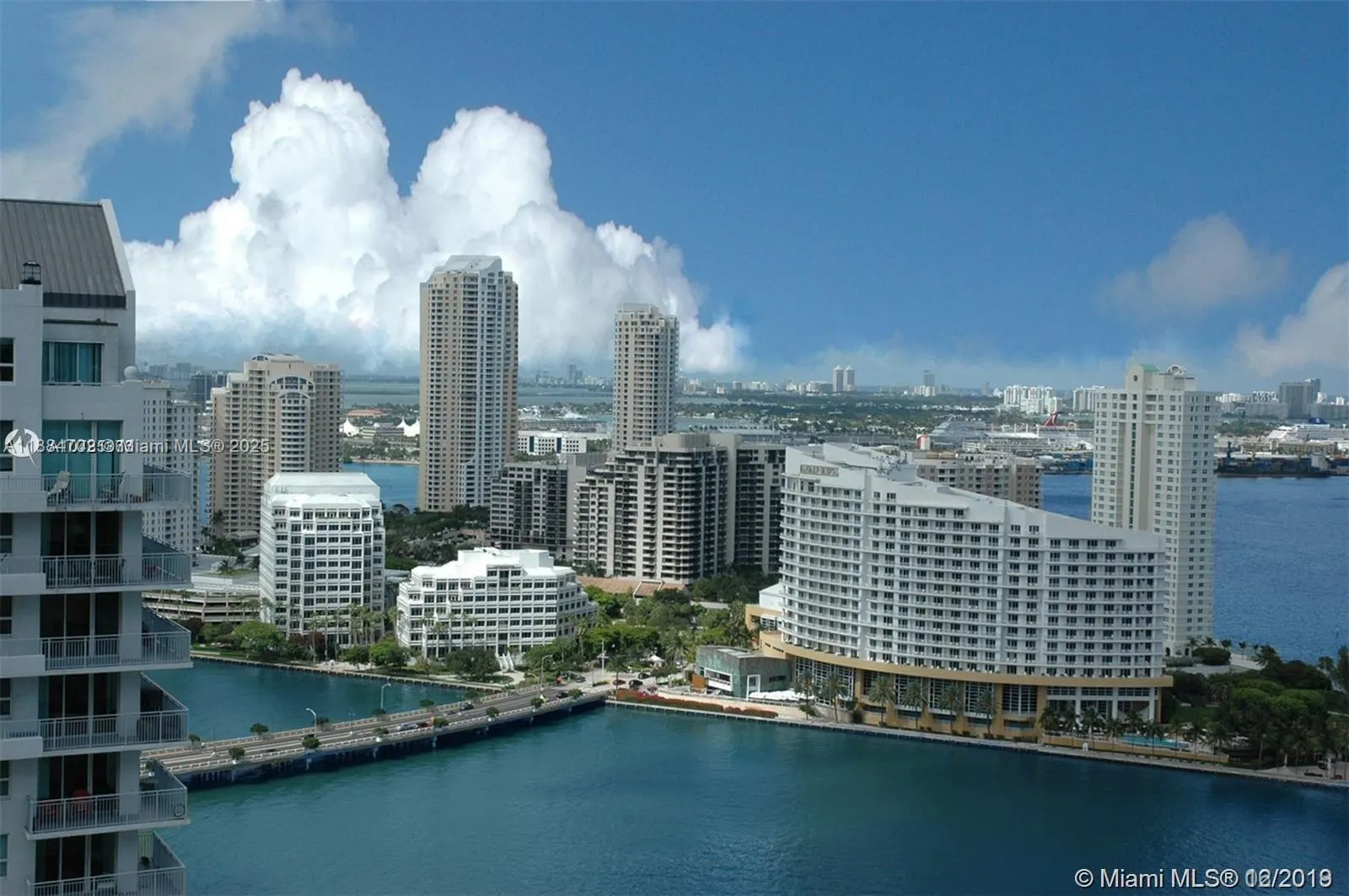 540 Brickell Key Dr, #507