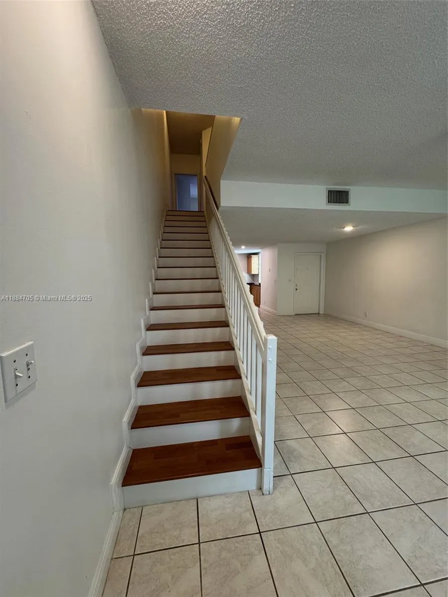 1503 Veracruz Ln, #5-14