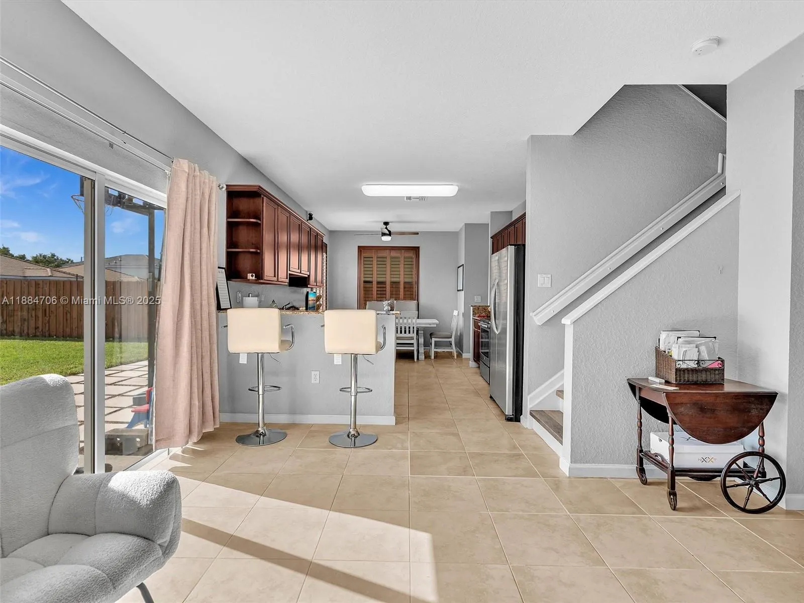 625 SE 30th Ter
