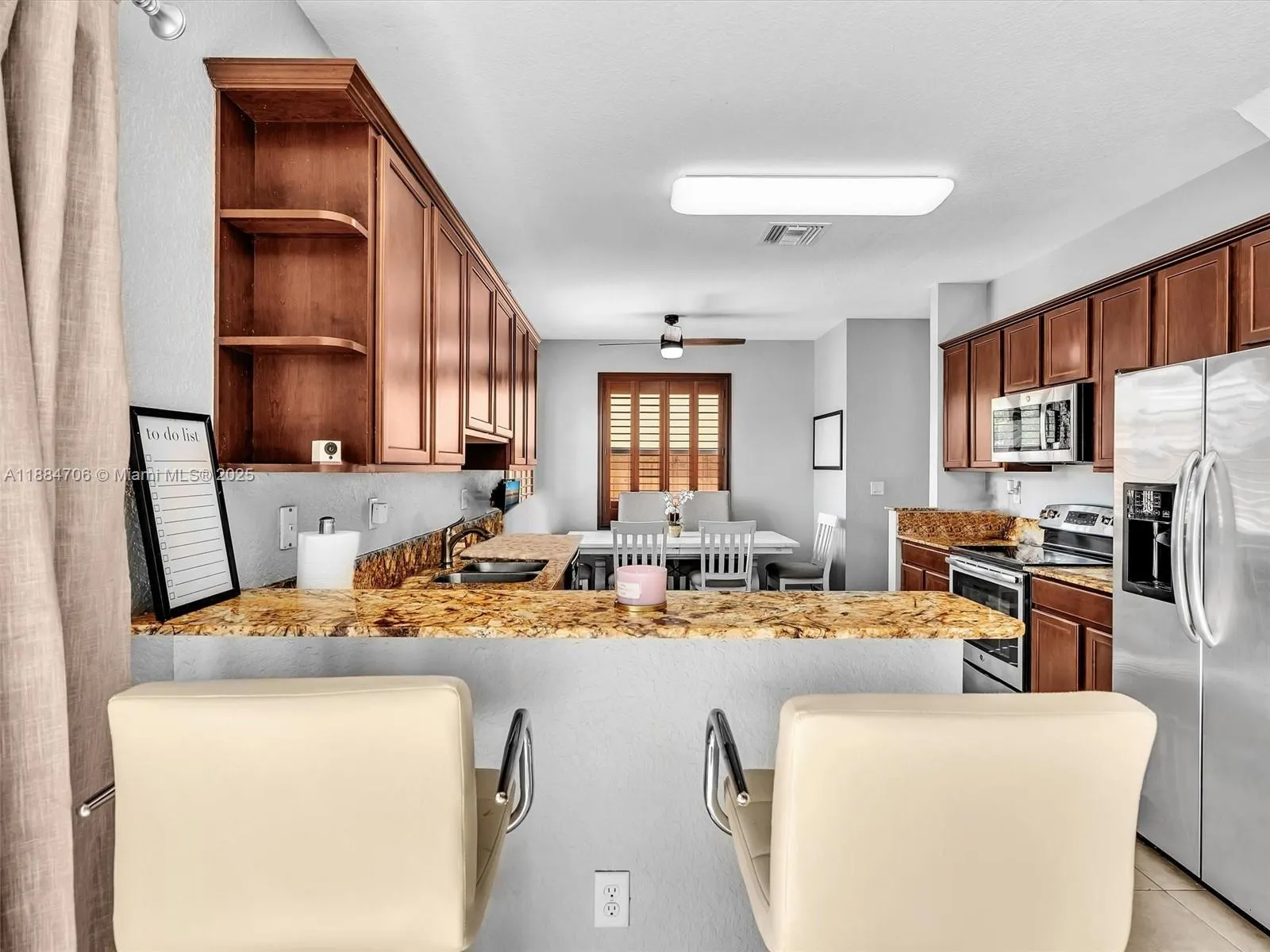 625 SE 30th Ter