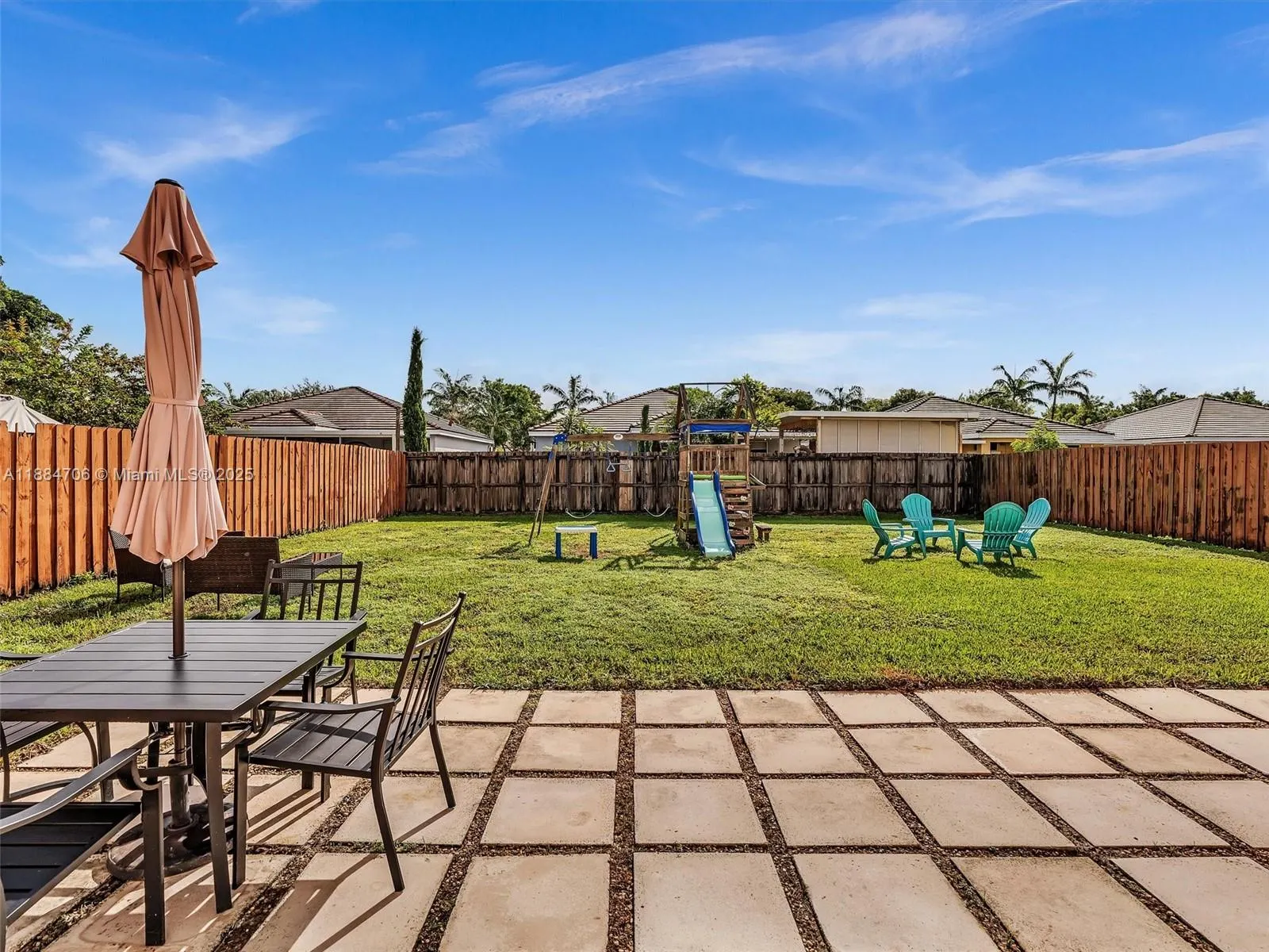 625 SE 30th Ter