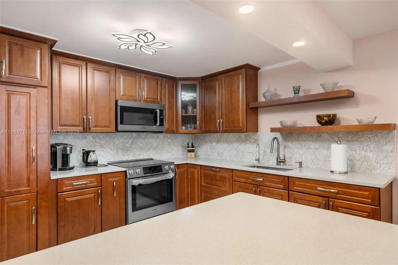 1865 S Ocean Dr, #16B