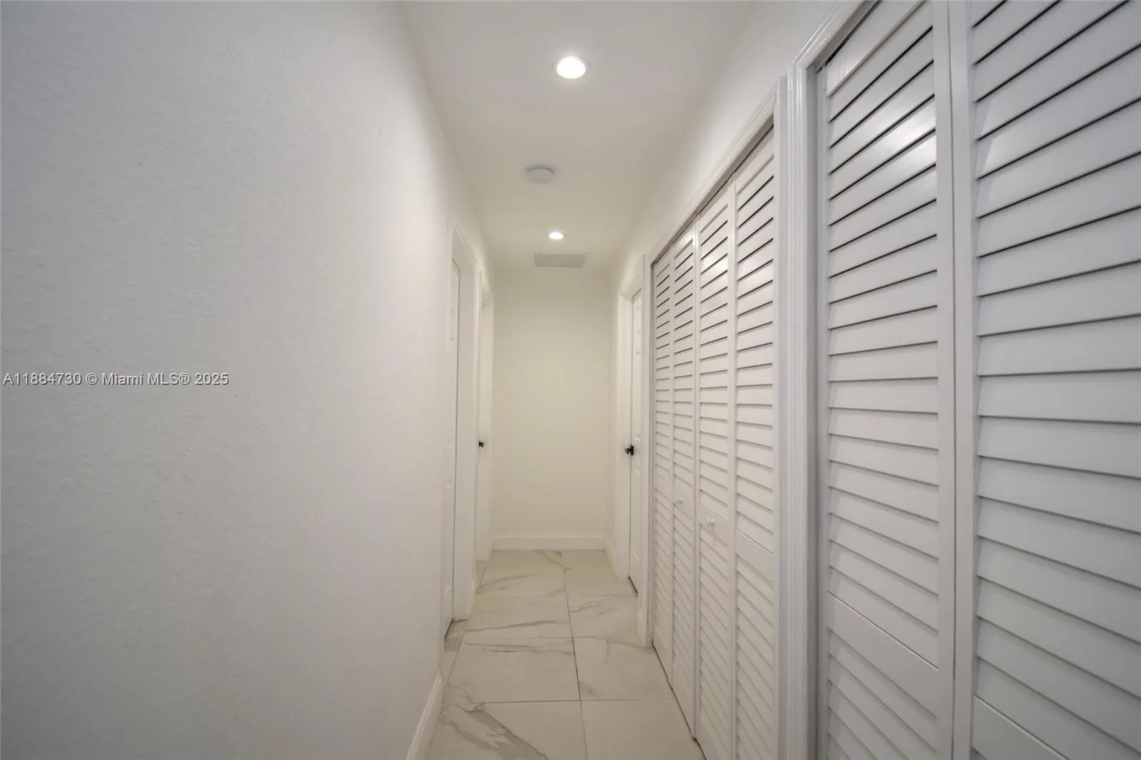 830 NW 19th Ter
