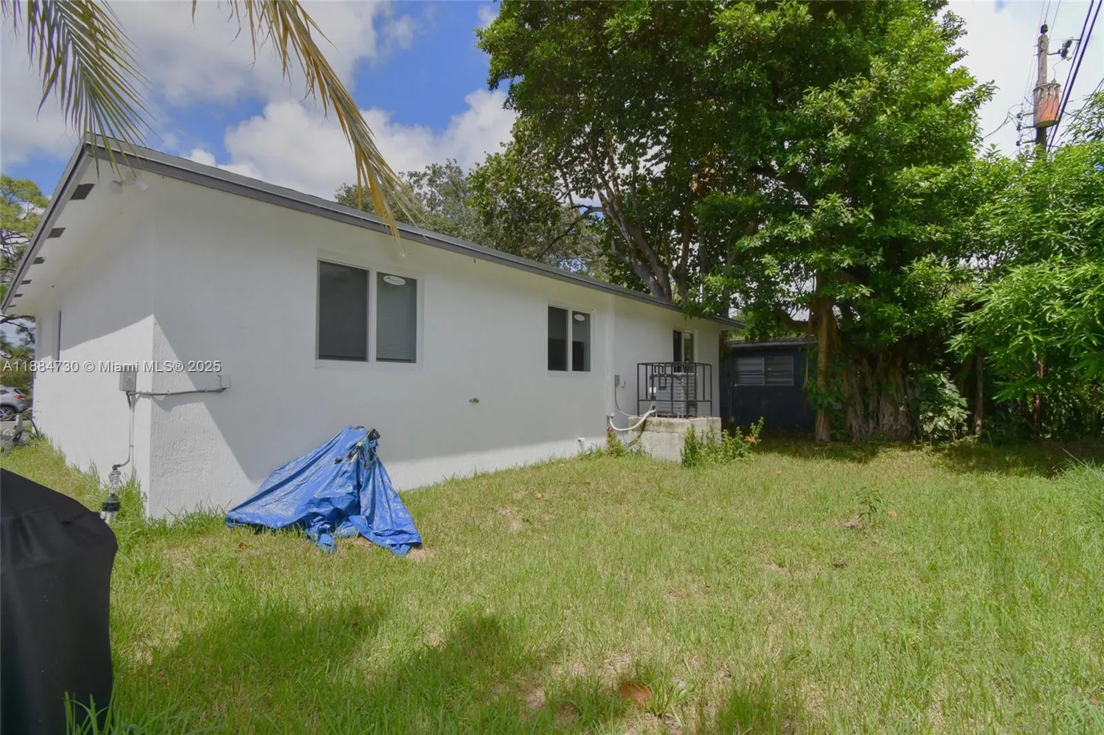 830 NW 19th Ter