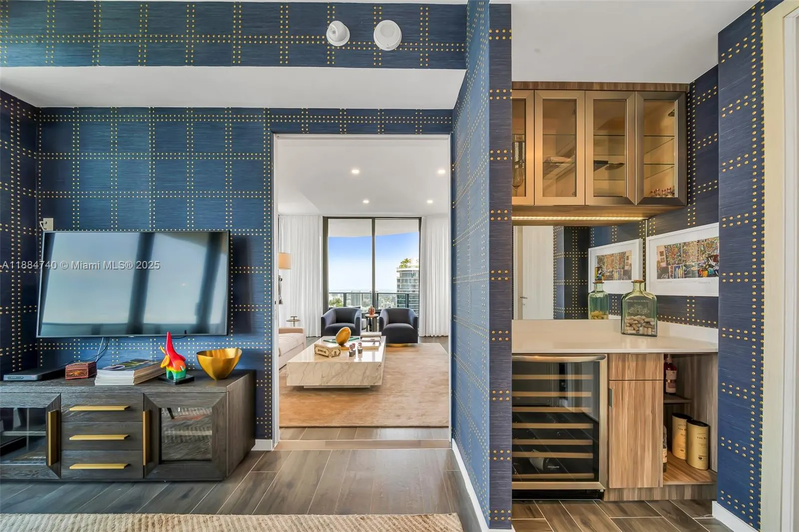 1000 Brickell Plz, #PH5807