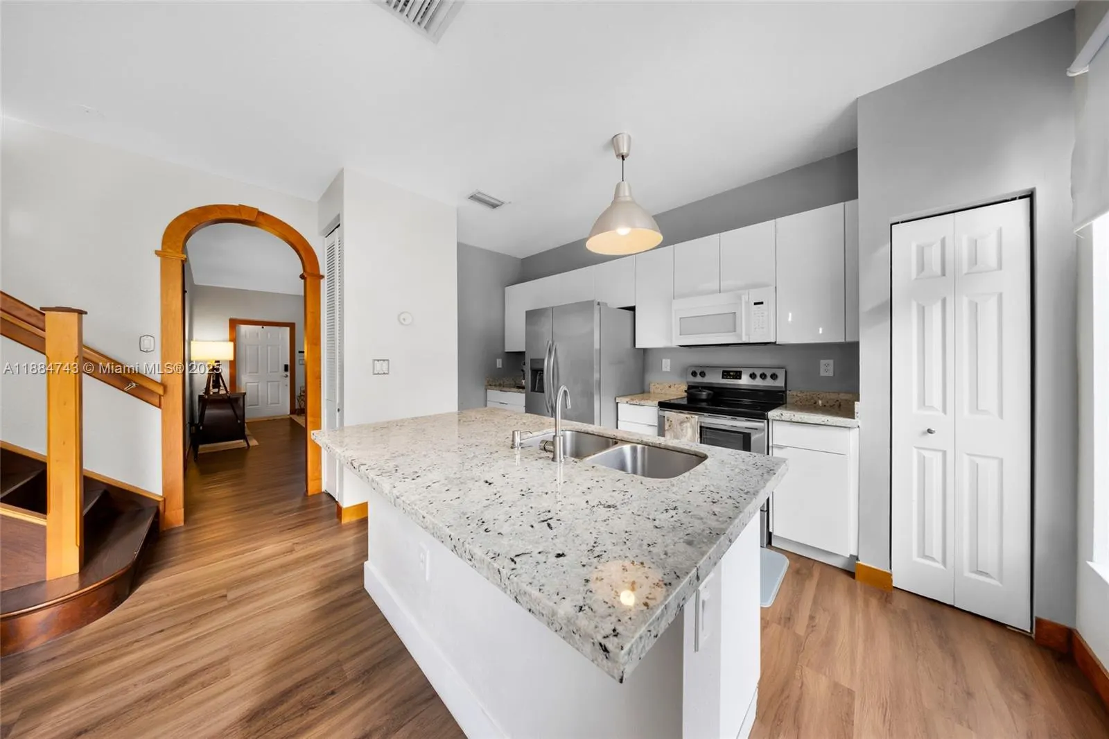 5625 NW 112th Path, #5625