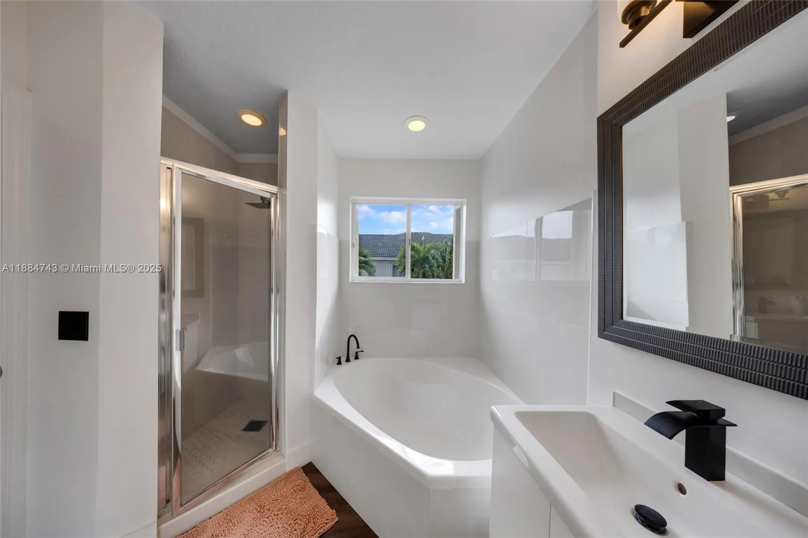 5625 NW 112th Path, #5625
