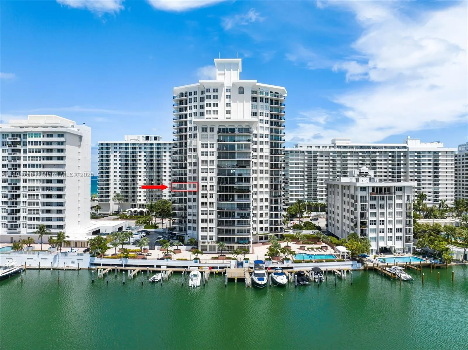 5660 Collins Ave, #8D