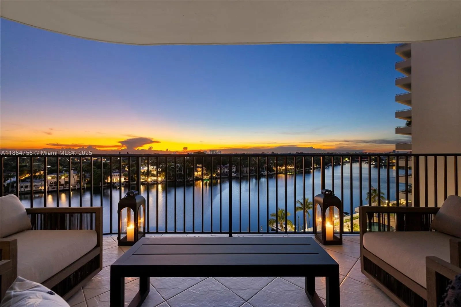 5660 Collins Ave, #8D