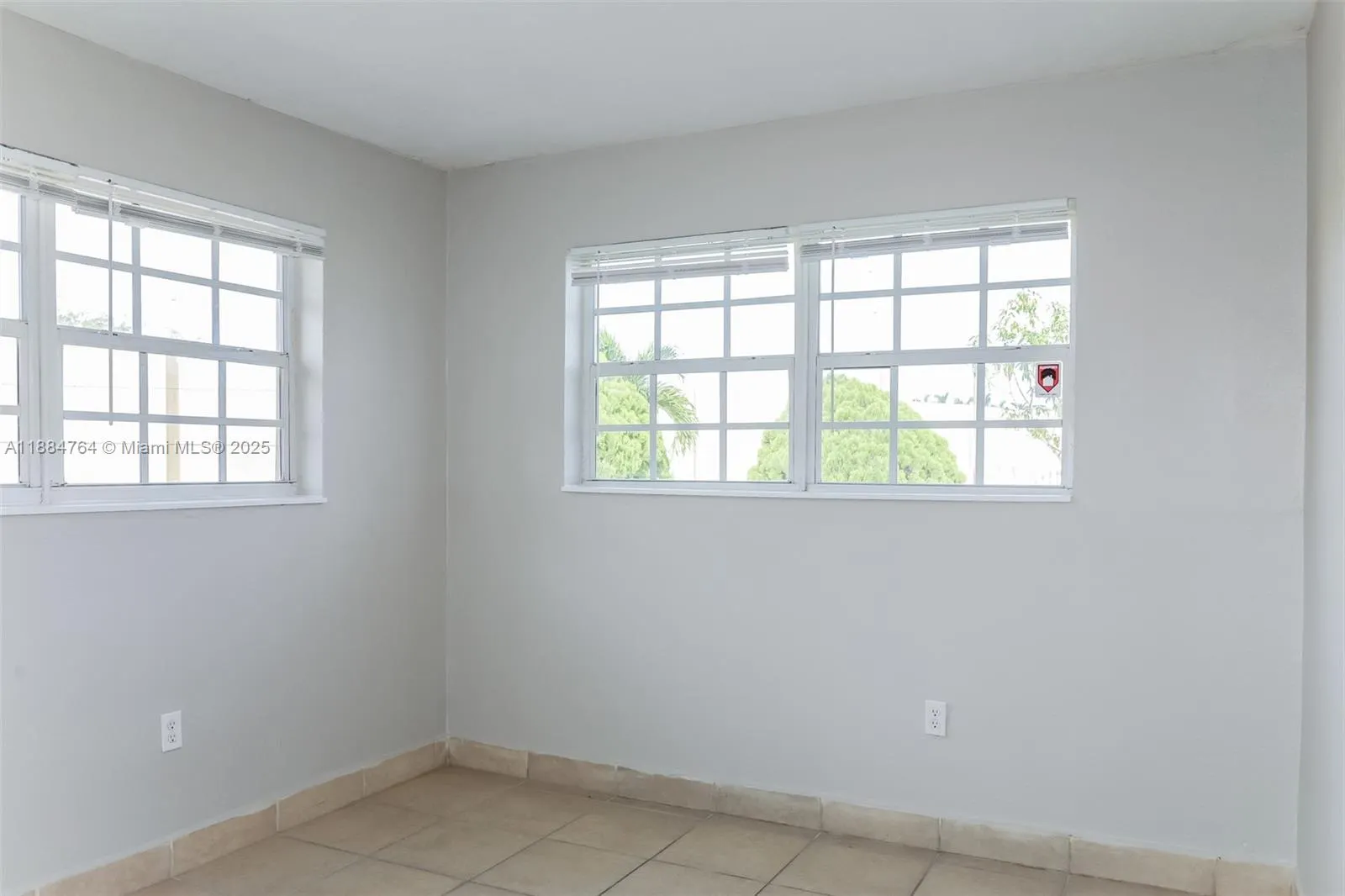 1031 NW 178th Ter