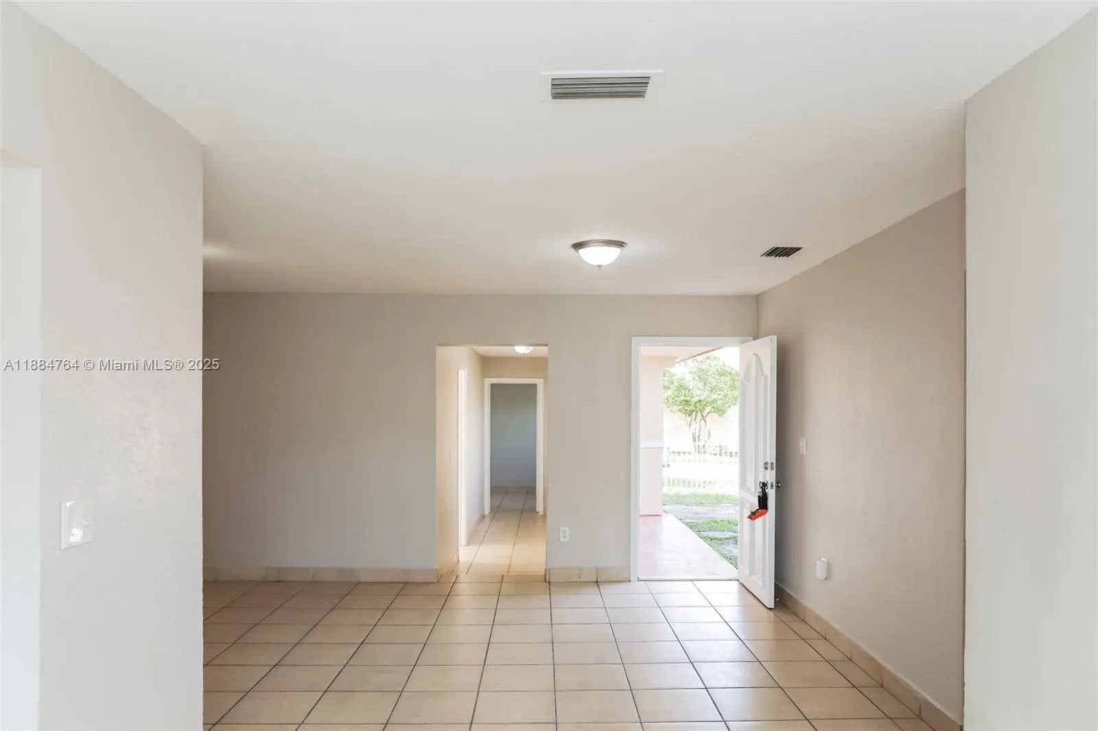 1031 NW 178th Ter