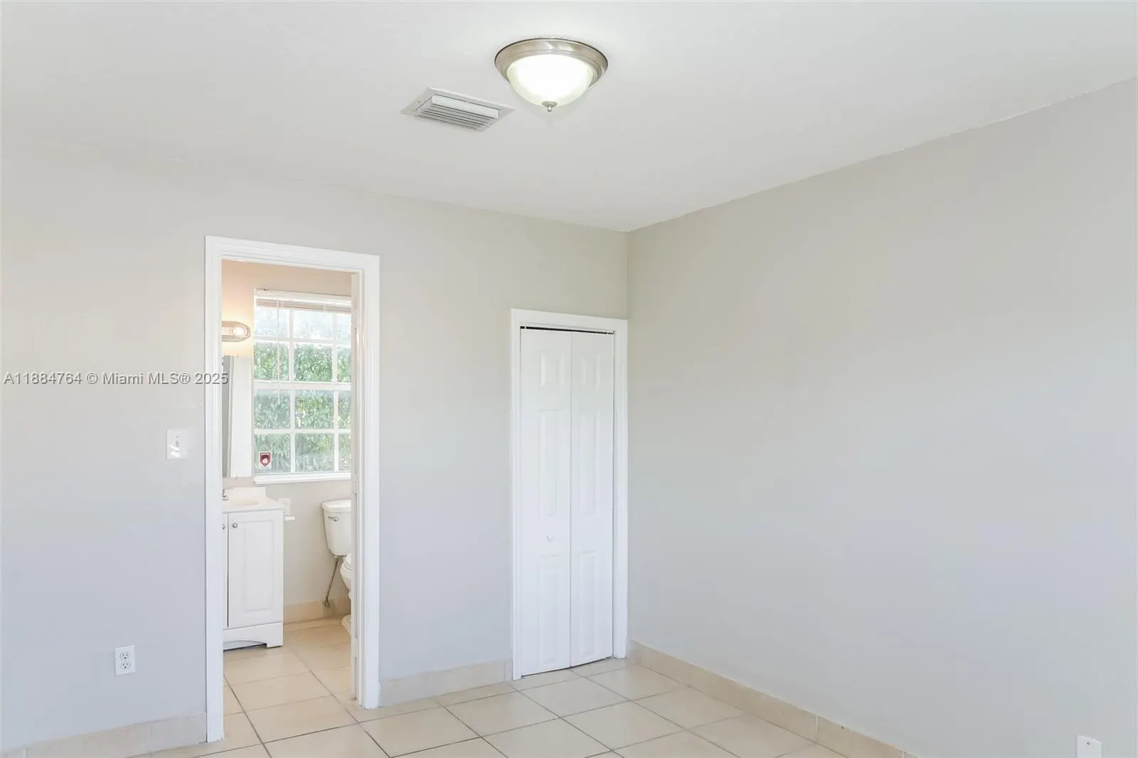 1031 NW 178th Ter