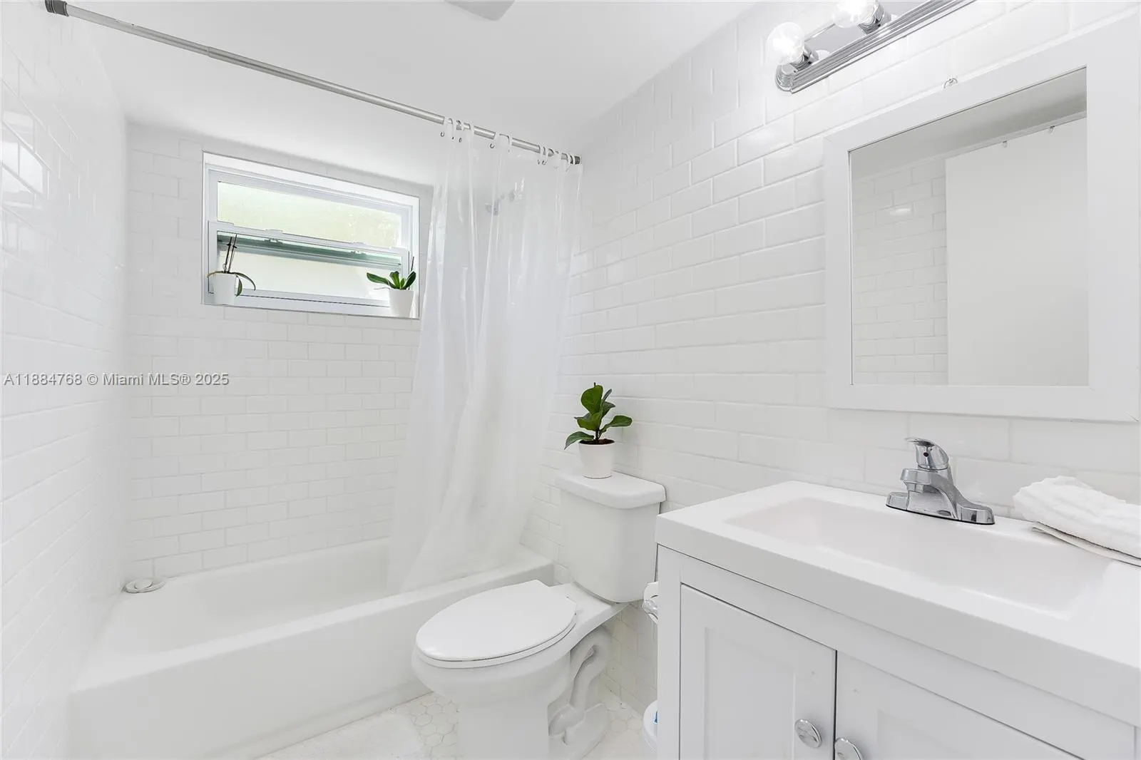 301 Jefferson Ave, #2D