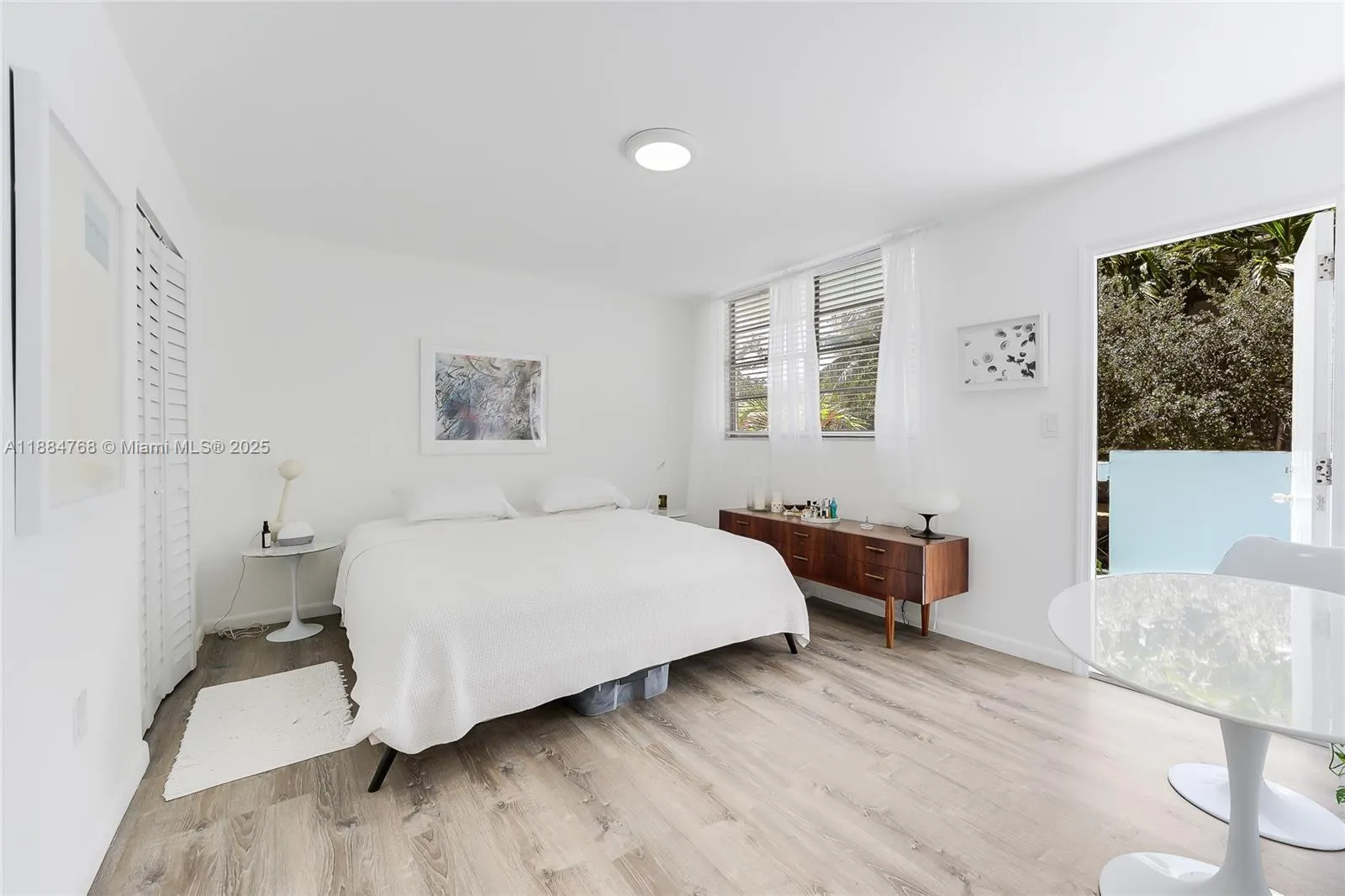 301 Jefferson Ave, #2D