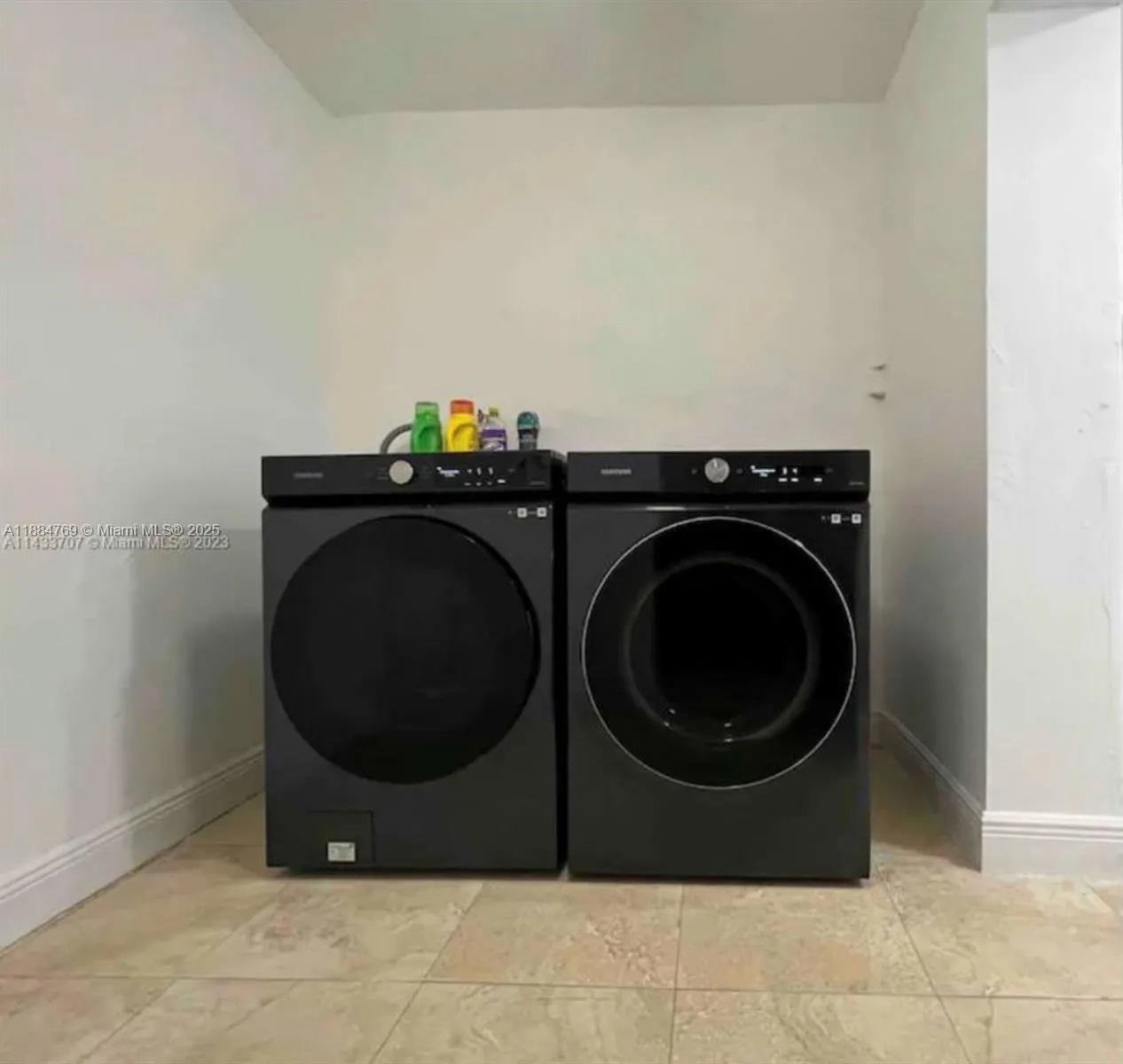 1680 NW 22nd Ct