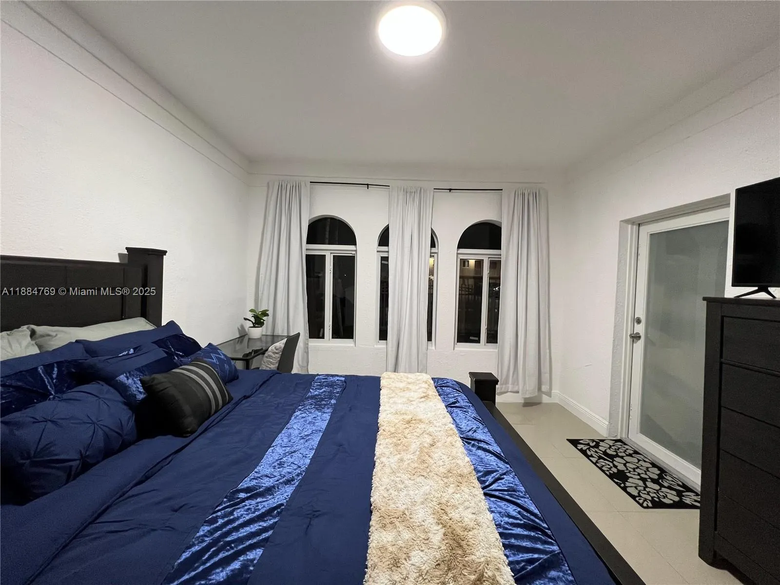 1680 NW 22nd Ct