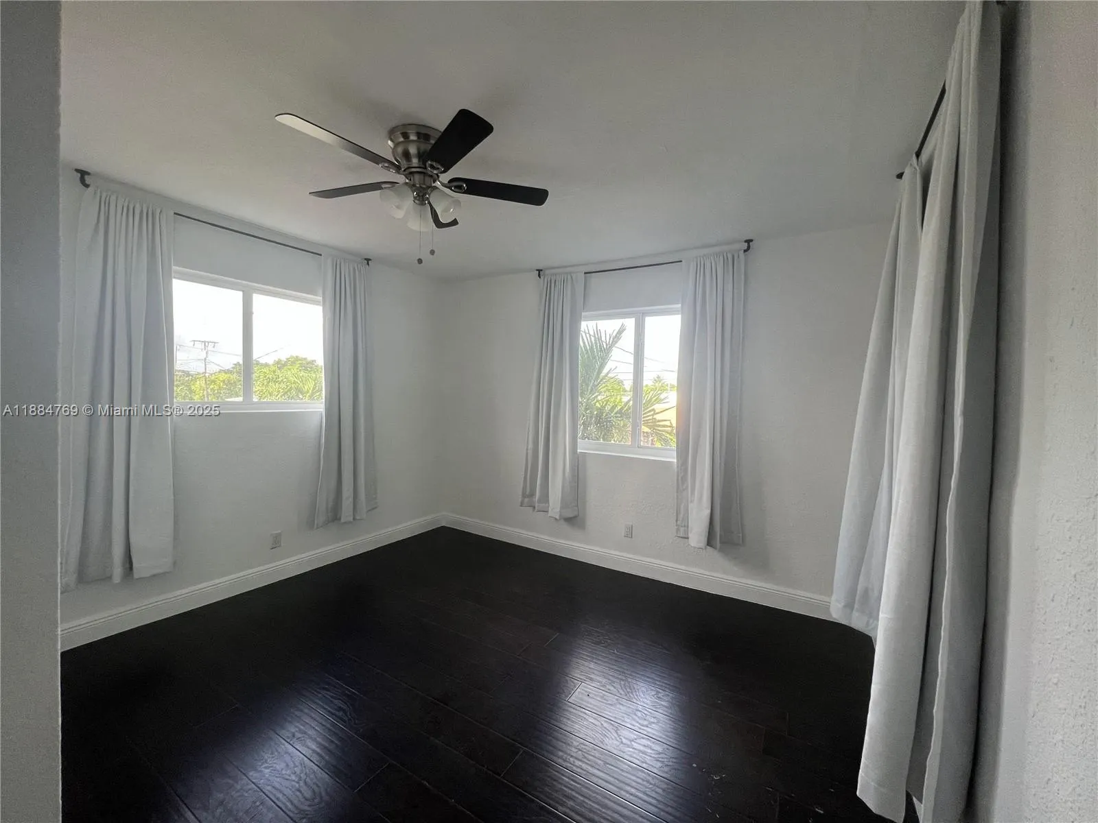 1680 NW 22nd Ct