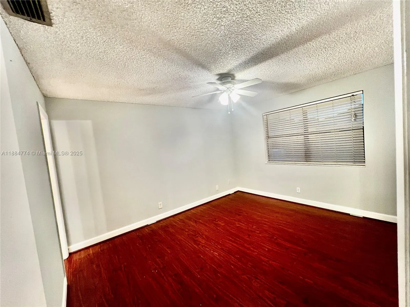 10002 Winding Lake Rd, #203