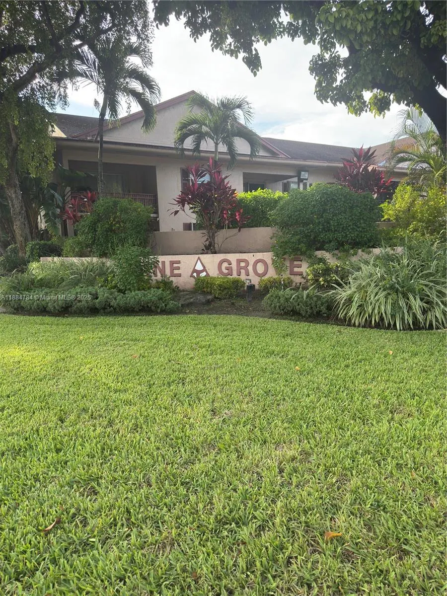 11291 SW 88th St, #202M