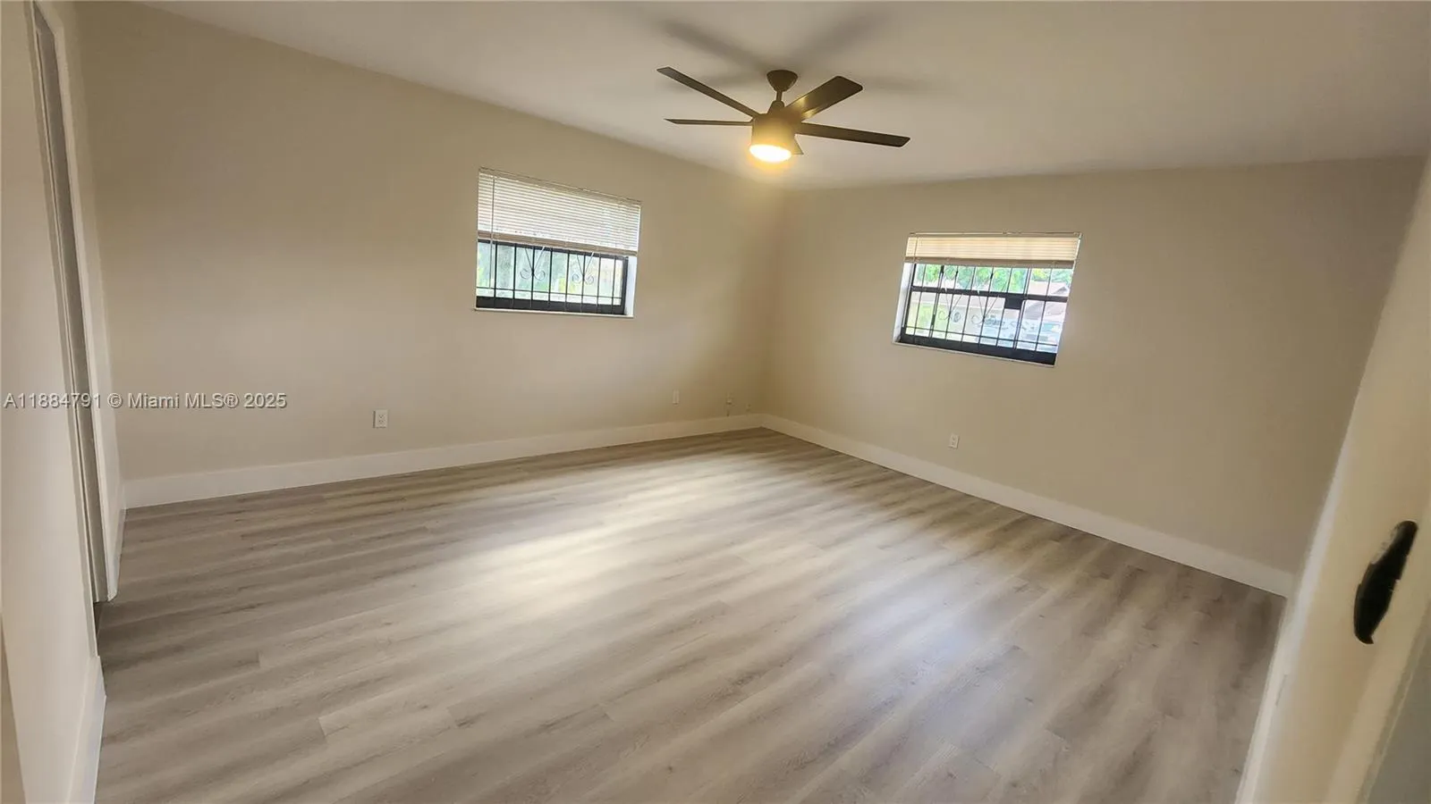 3295 NW 214th St, #3295