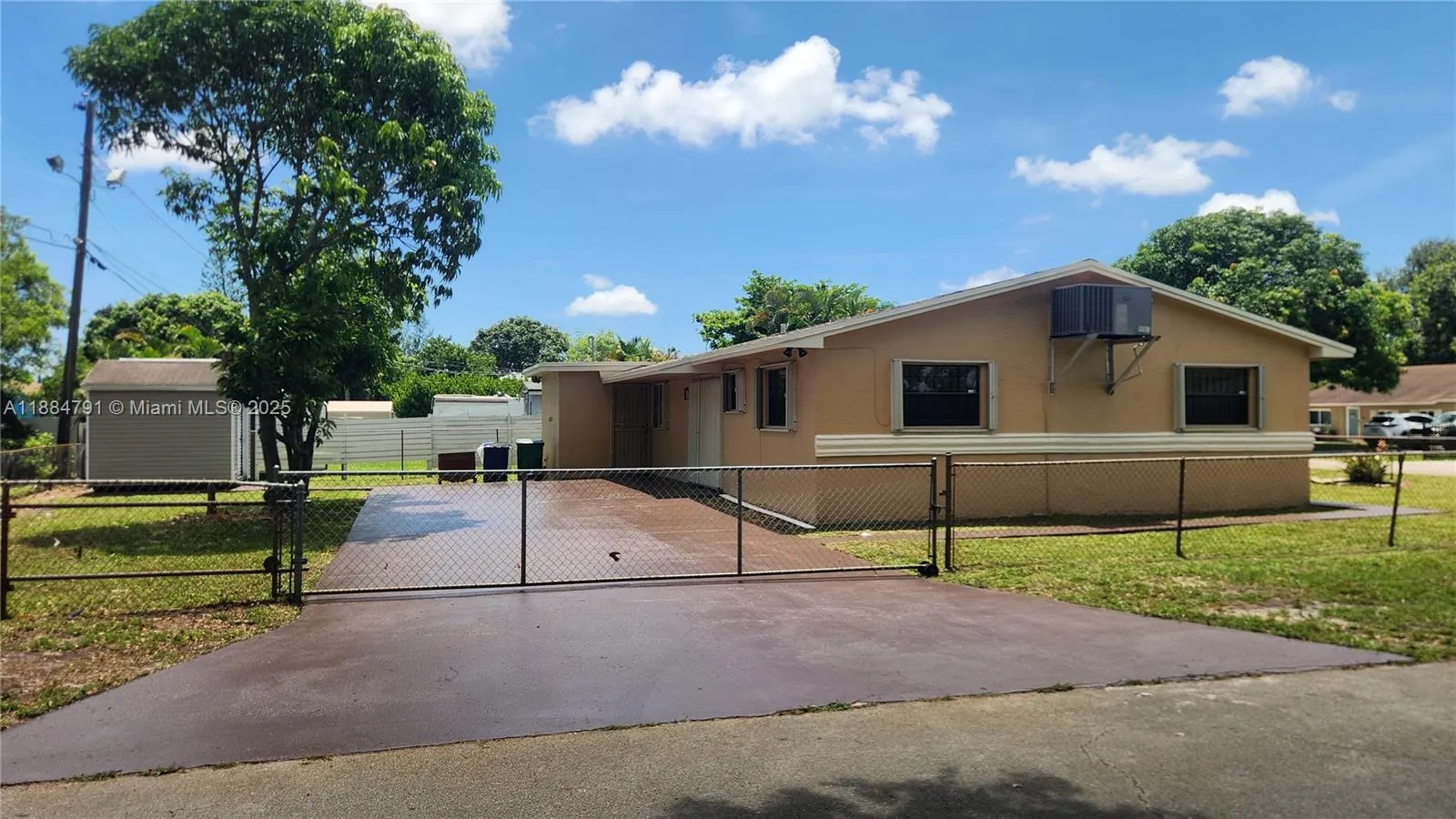 3295 NW 214th St, #3295
