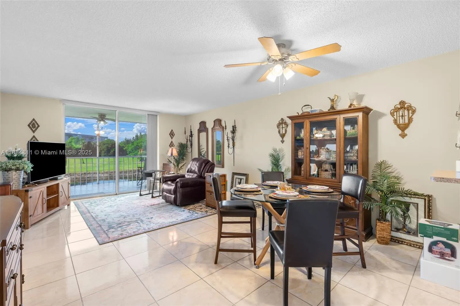 1460 NW 80th Ave, #207