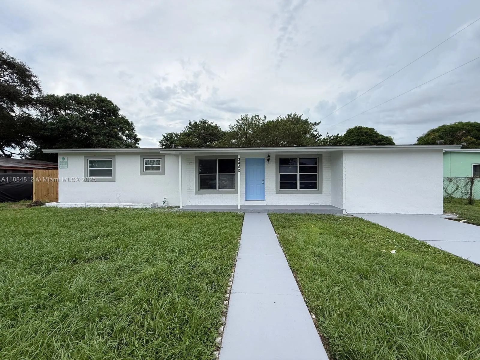 3440 NW 4th St, #0