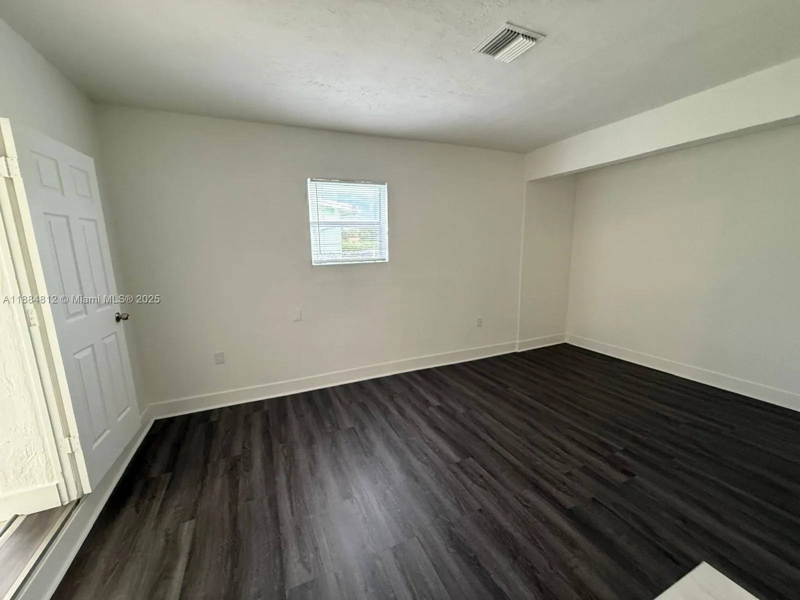 3440 NW 4th St, #0