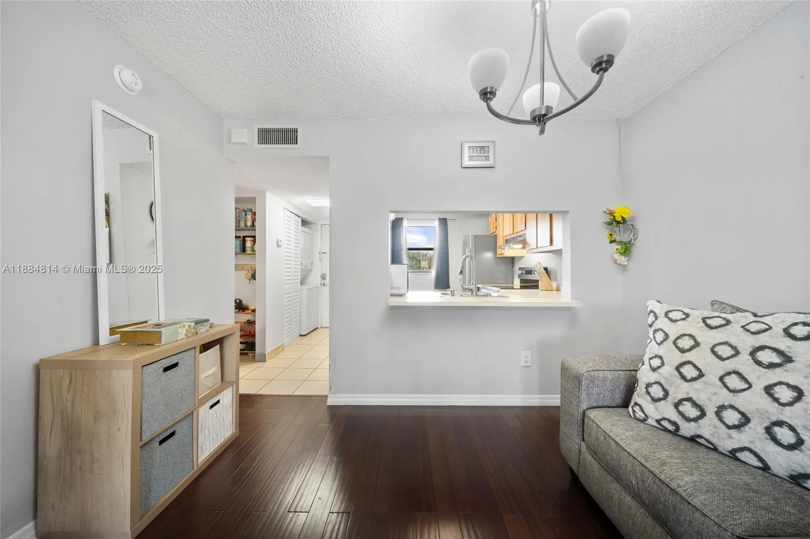 9258 NW 1st St, #206