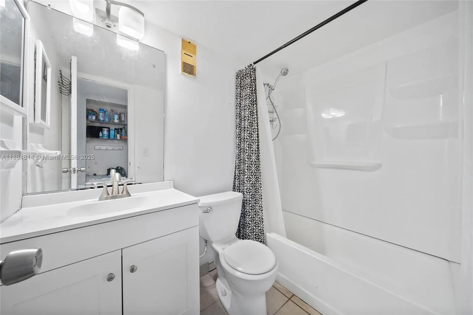 9258 NW 1st St, #206