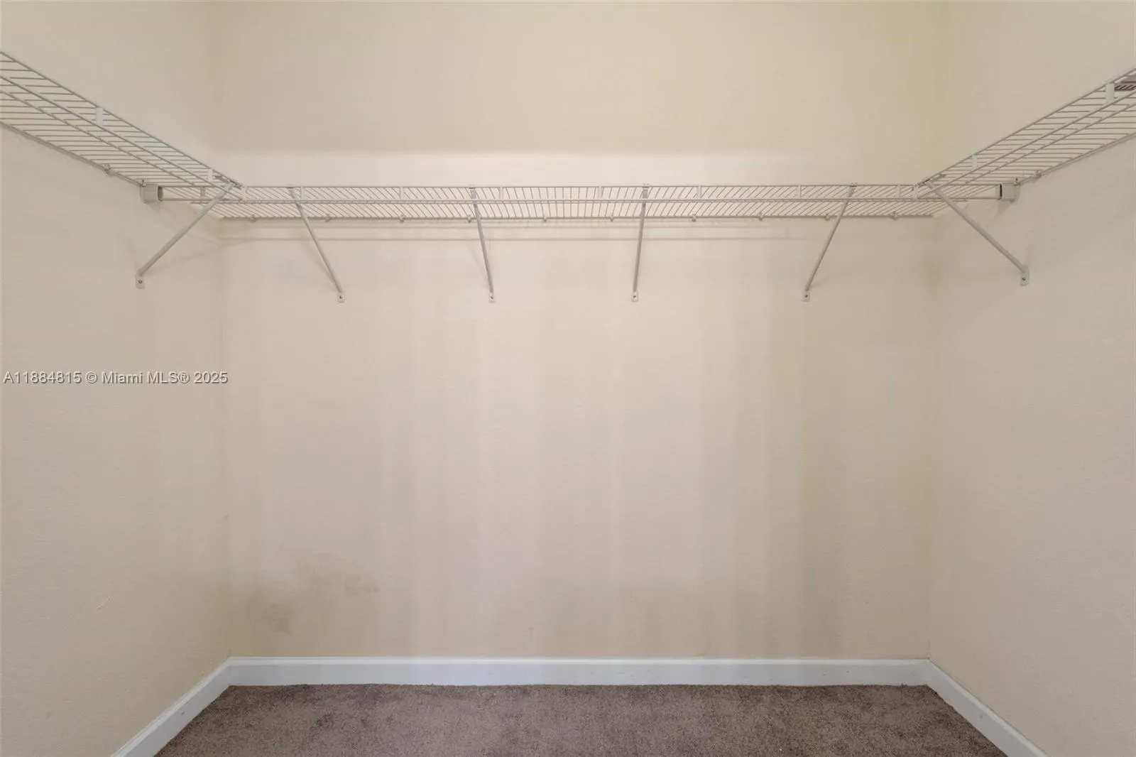 158 NE 23rd Ter