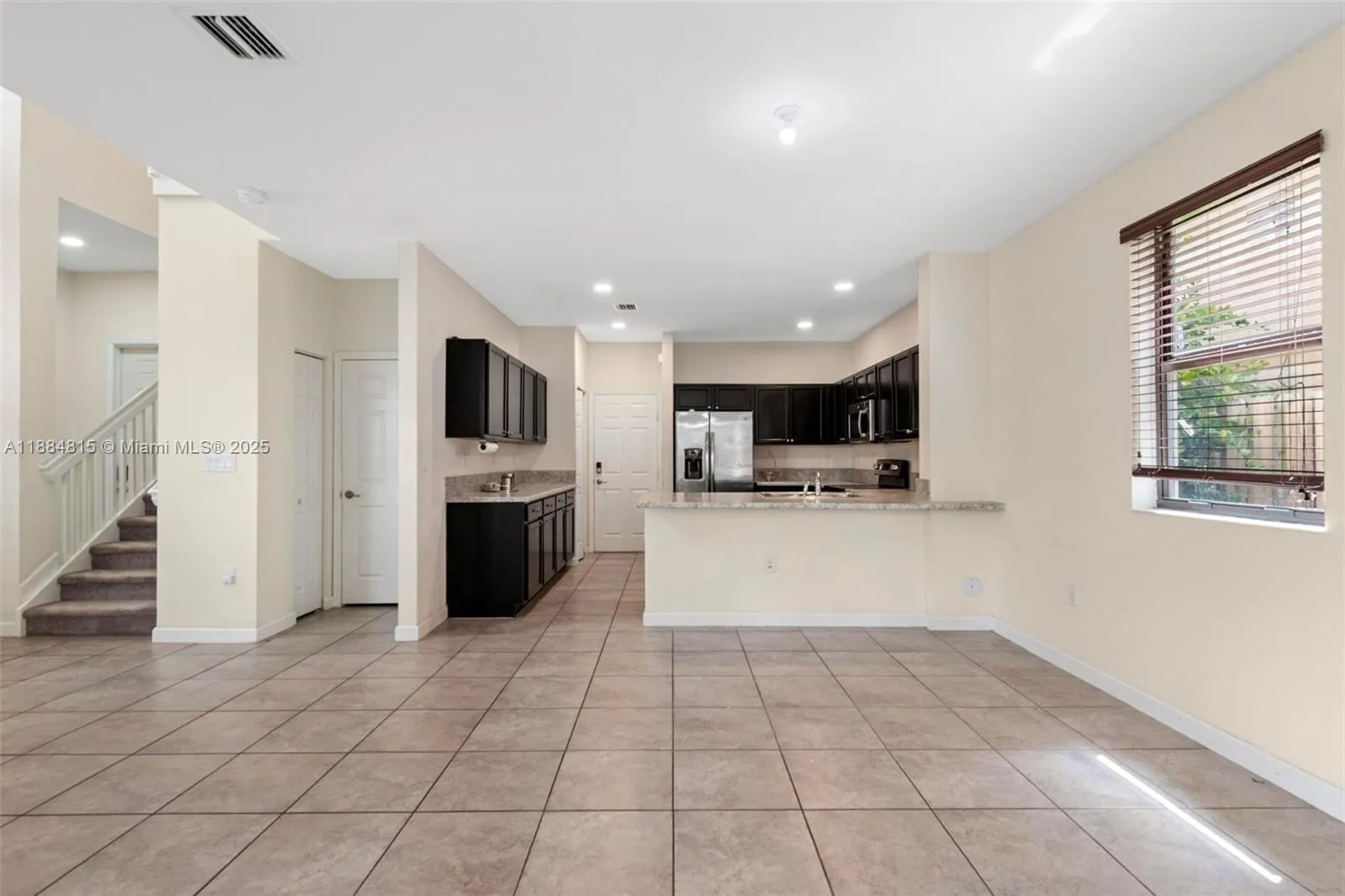 158 NE 23rd Ter