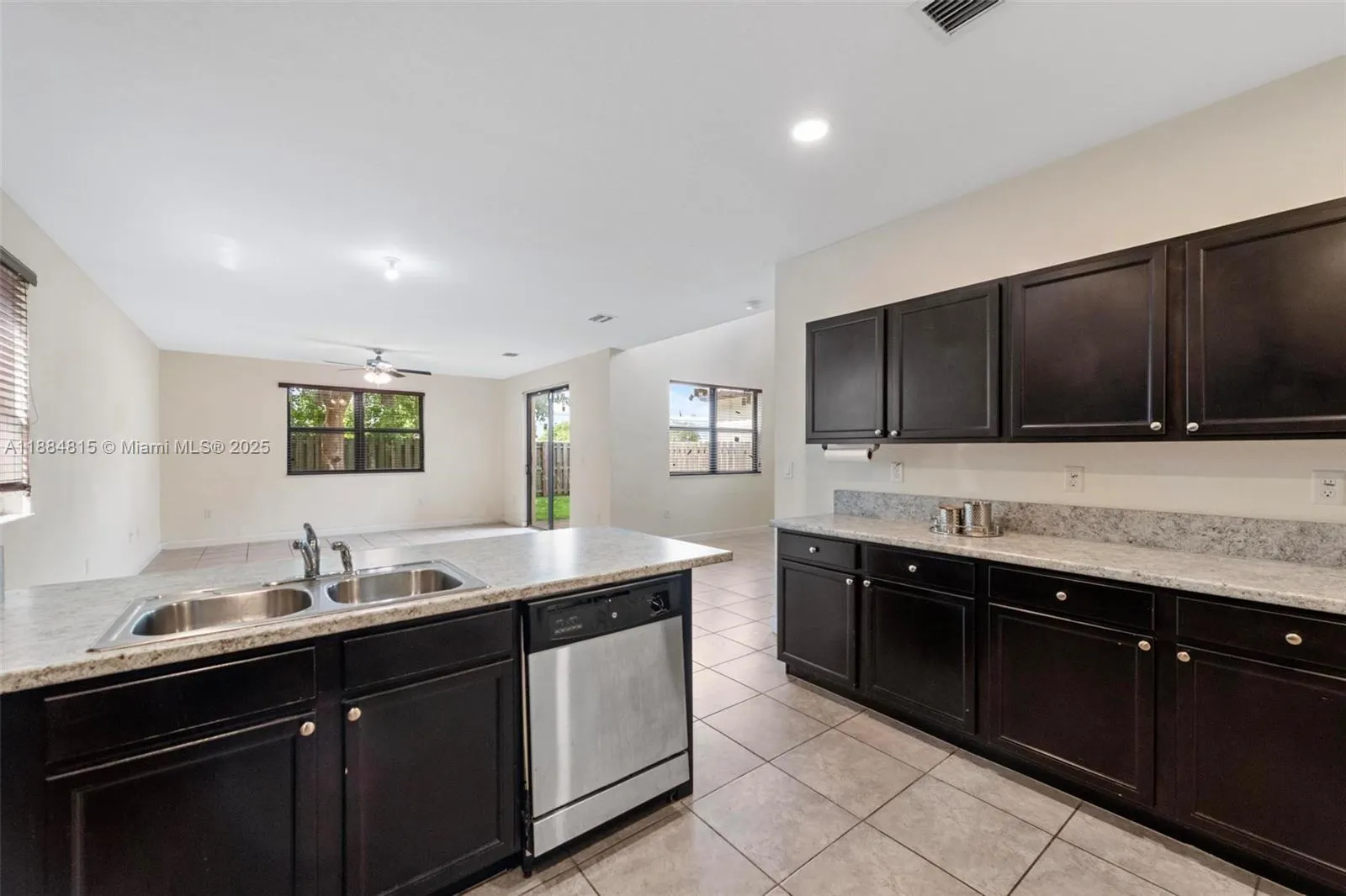158 NE 23rd Ter