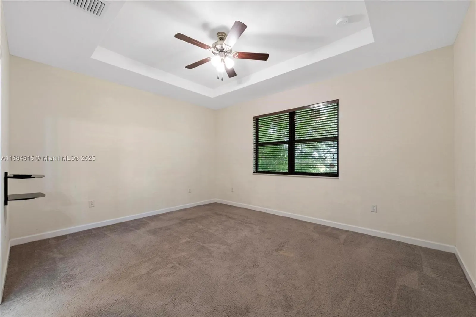 158 NE 23rd Ter