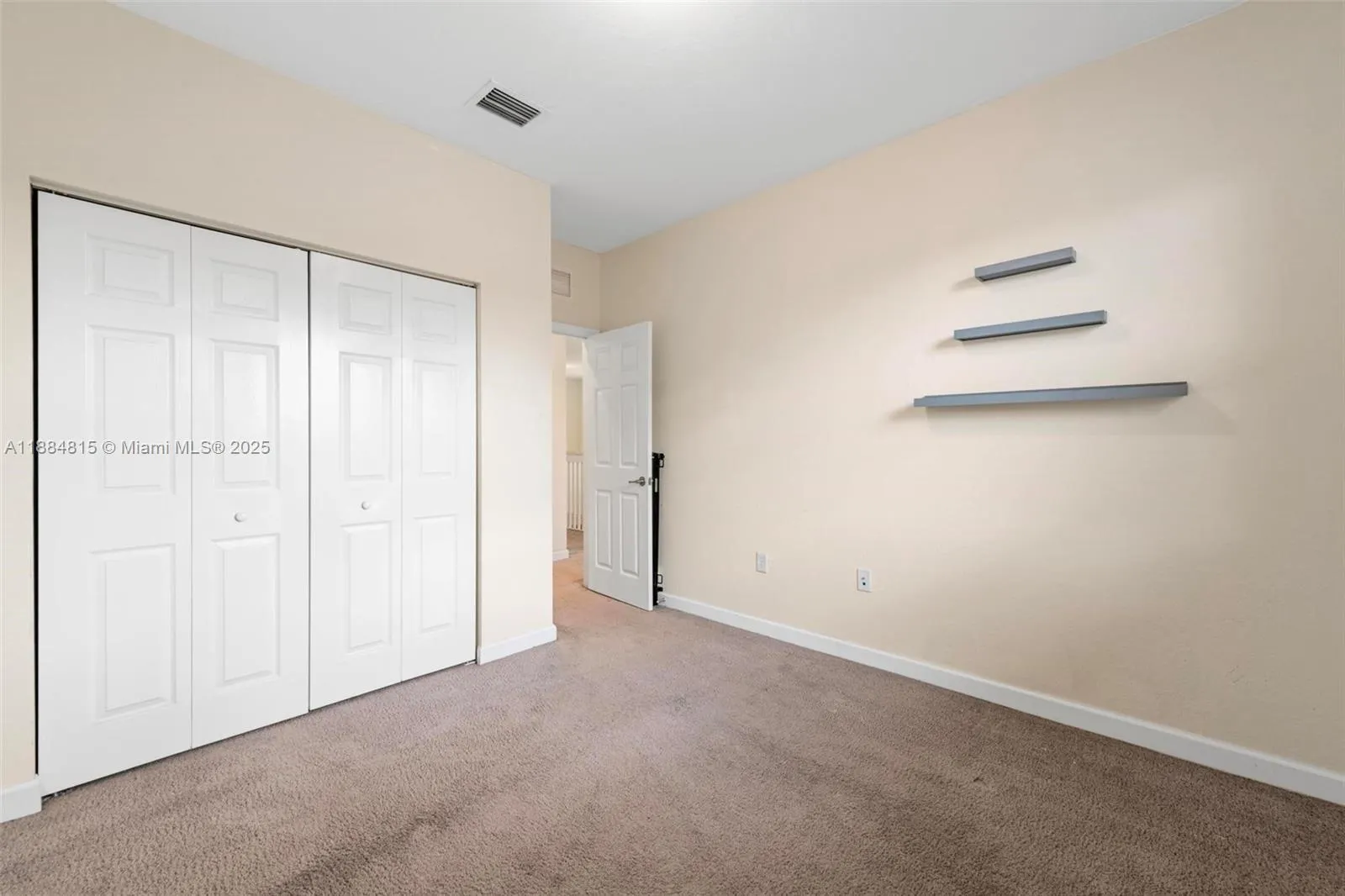 158 NE 23rd Ter