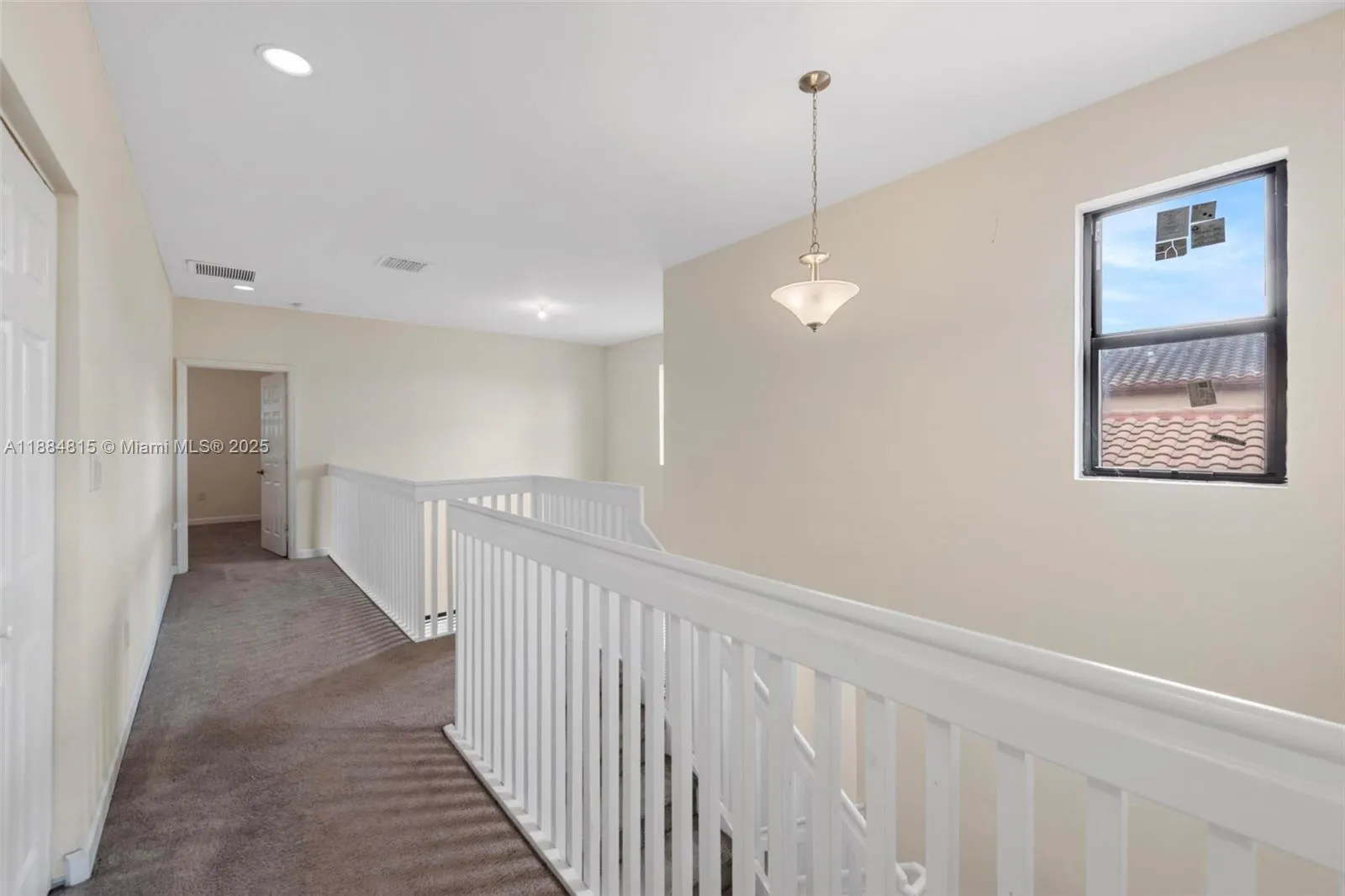 158 NE 23rd Ter