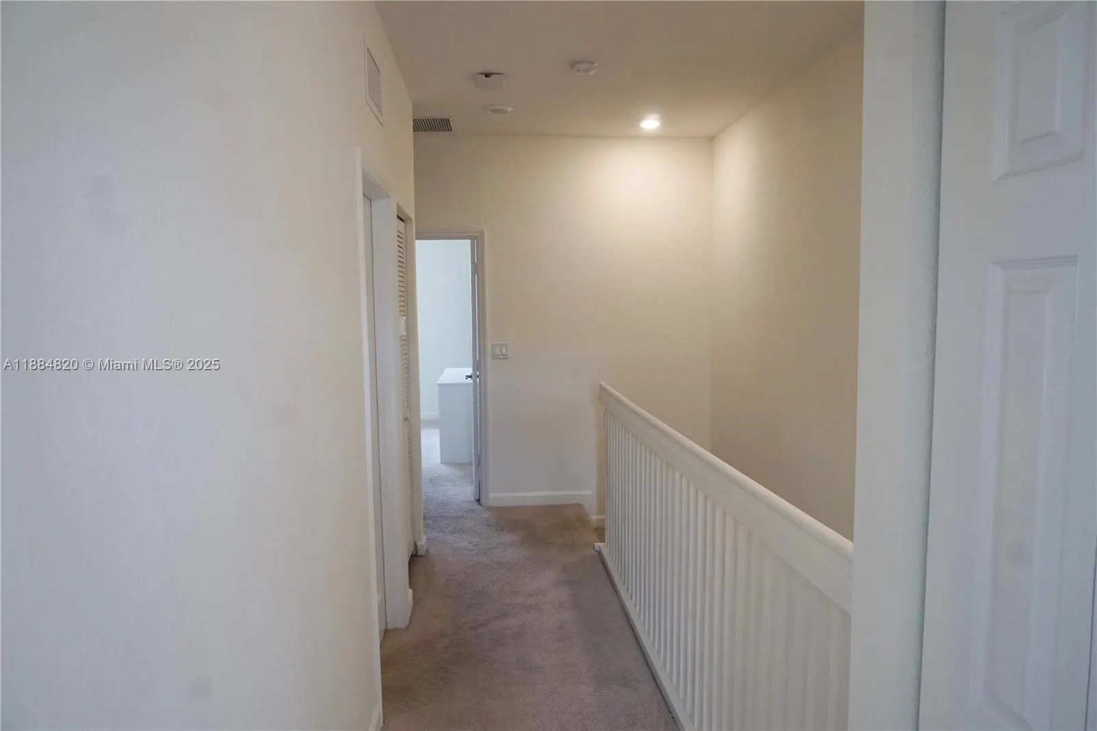 10606 W 33rd Ct, #10606