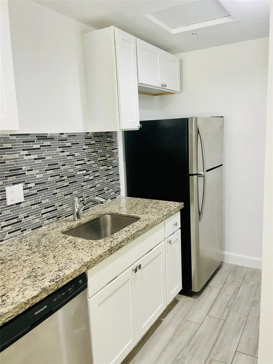 2770 NW 58th Ter, #.