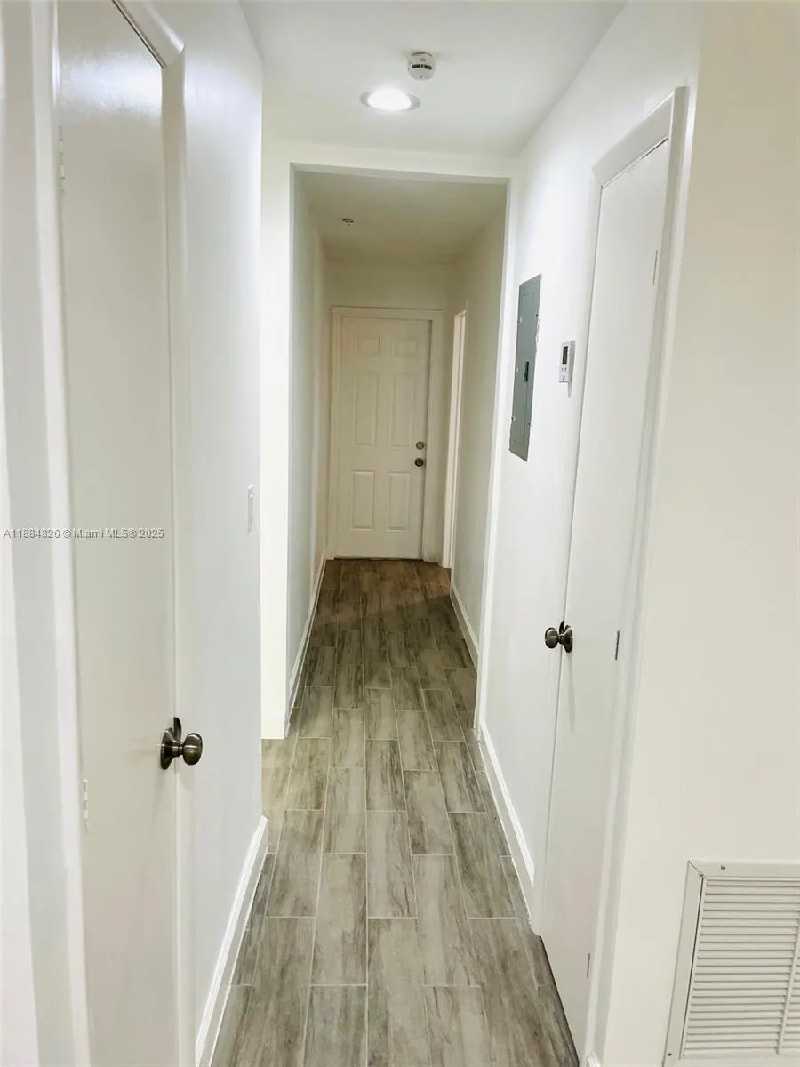 2770 NW 58th Ter, #.
