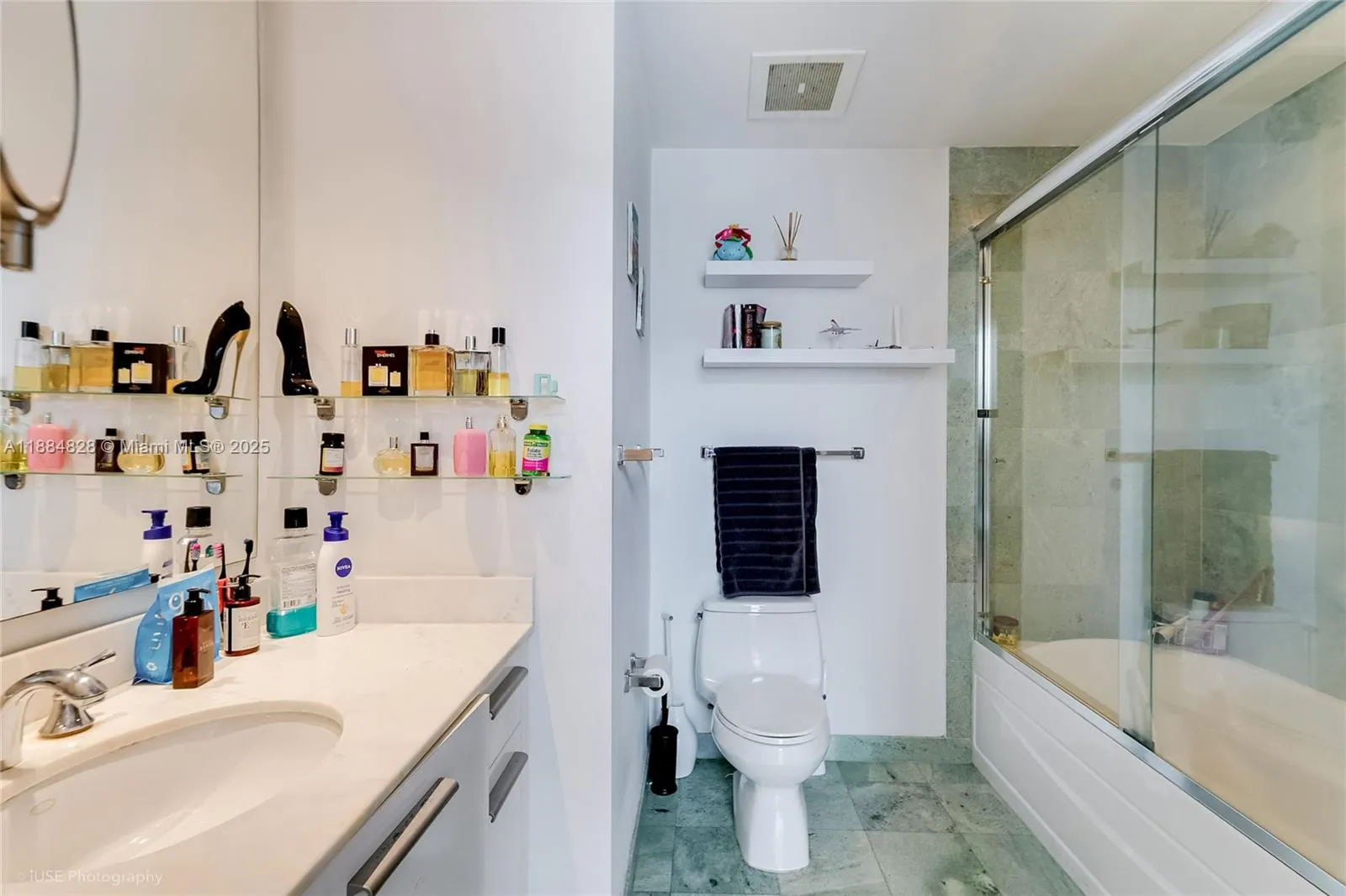 1060 Brickell Ave, #1203