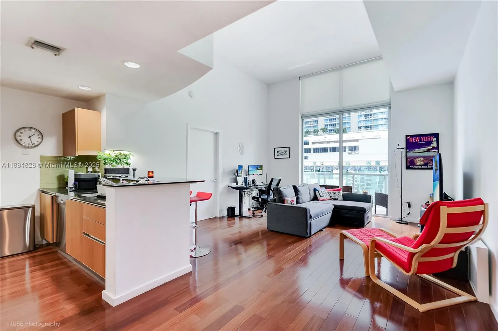 1060 Brickell Ave, #1203
