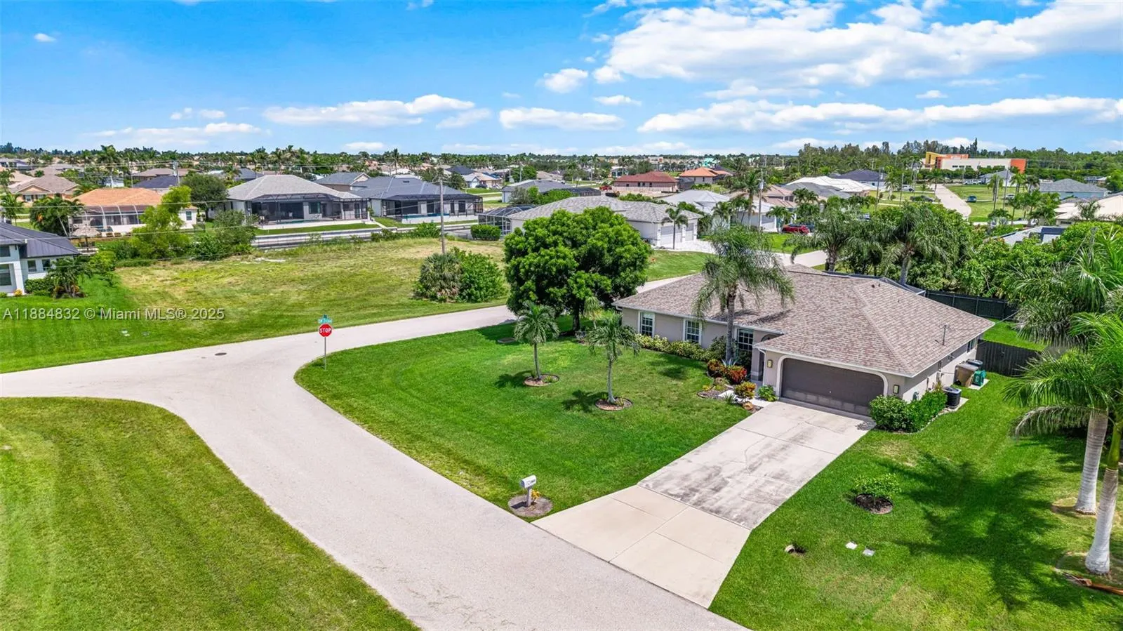 2335 SW 27 ST