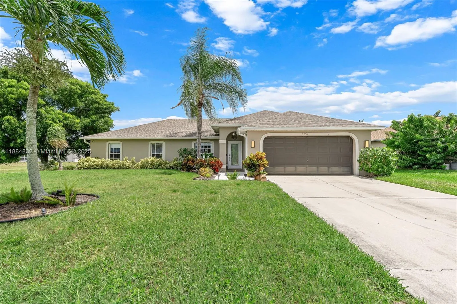 2335 SW 27 ST