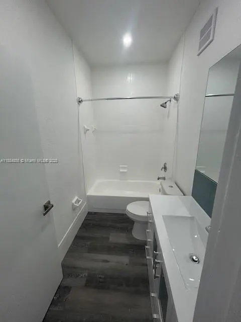 17820 NW 73rd Ave, #101-1